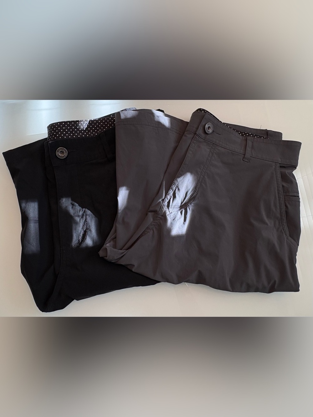 Lululemon Men's Flat Front Golf Shorts in Black and Grey